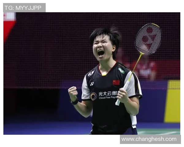 何冰娇与因达农激战再起谁能在羽坛争锋夺冠荣耀