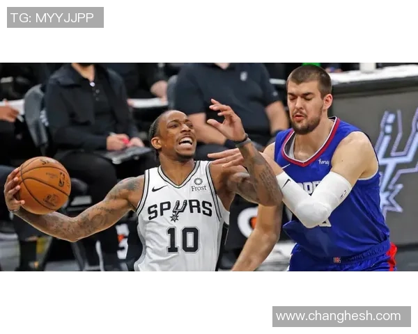 德马尔德罗赞的篮球之路与心灵成长的故事探索